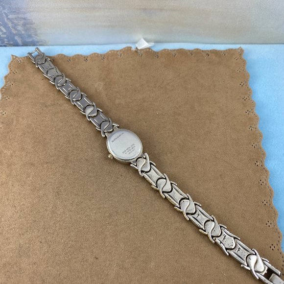 Vintage Bulova Infinity Link Sweet Heart Watch main image 6